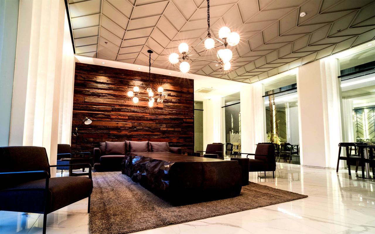 Delua Hotel Jakarta Exterior photo