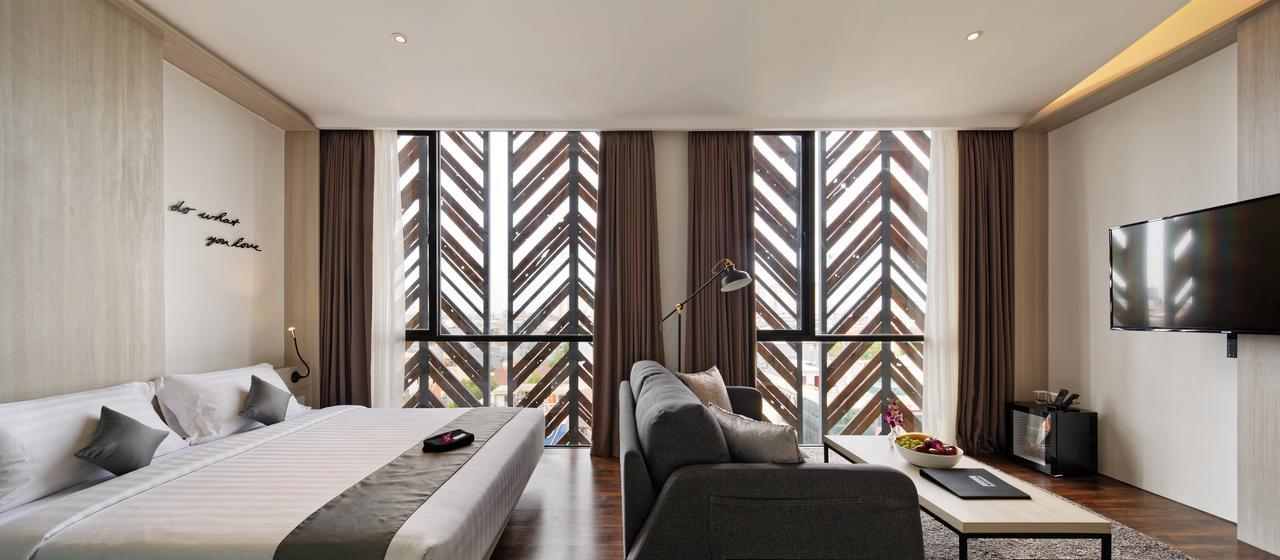 Delua Hotel Jakarta Exterior photo