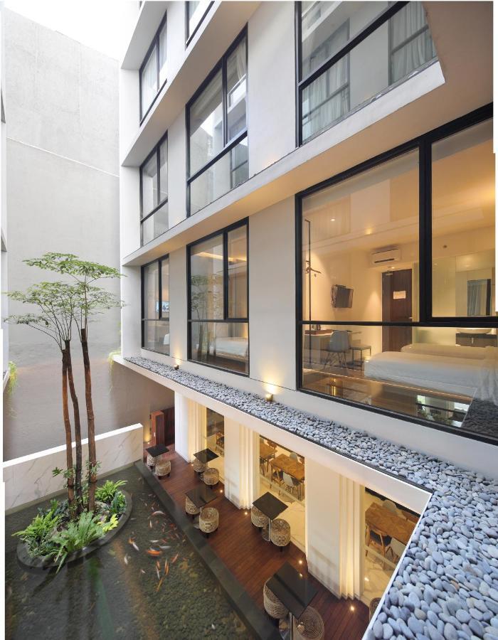 Delua Hotel Jakarta Exterior photo